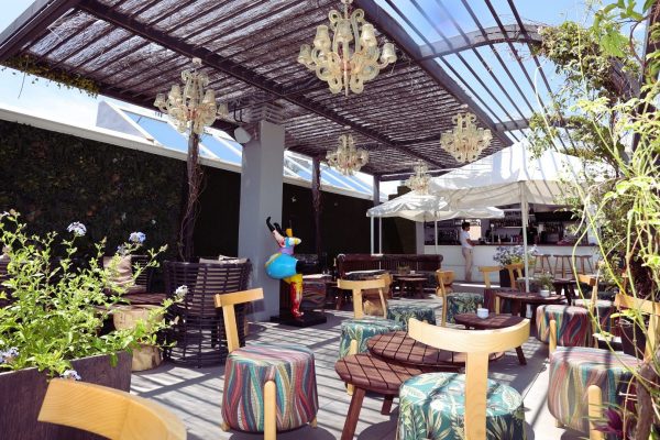 Rooftop Hotel Mariposa